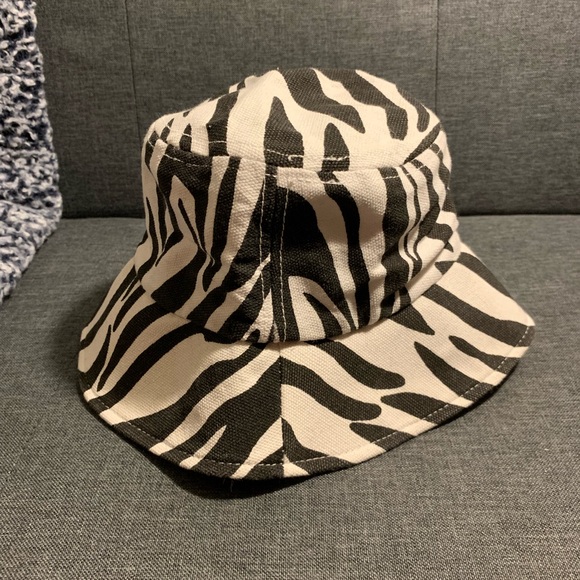 Three bucket hat bundle - Picture 7 of 8